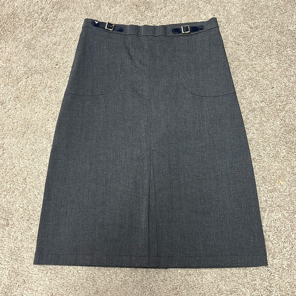 Gray pencil skirt